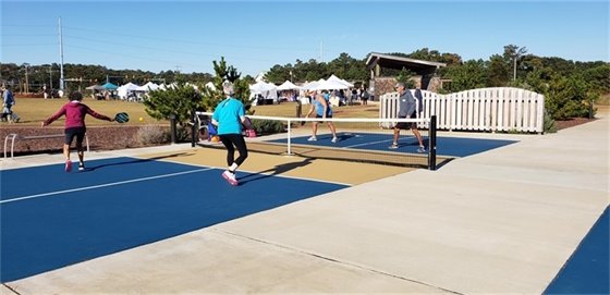 Good news! Resurfacing of the pickleball and basketball courts at Dowdy Park has been completed and the courts have been reopened. 
